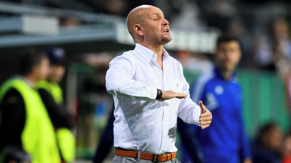 Vojta je pryč, Boleslav dál shání útočníka