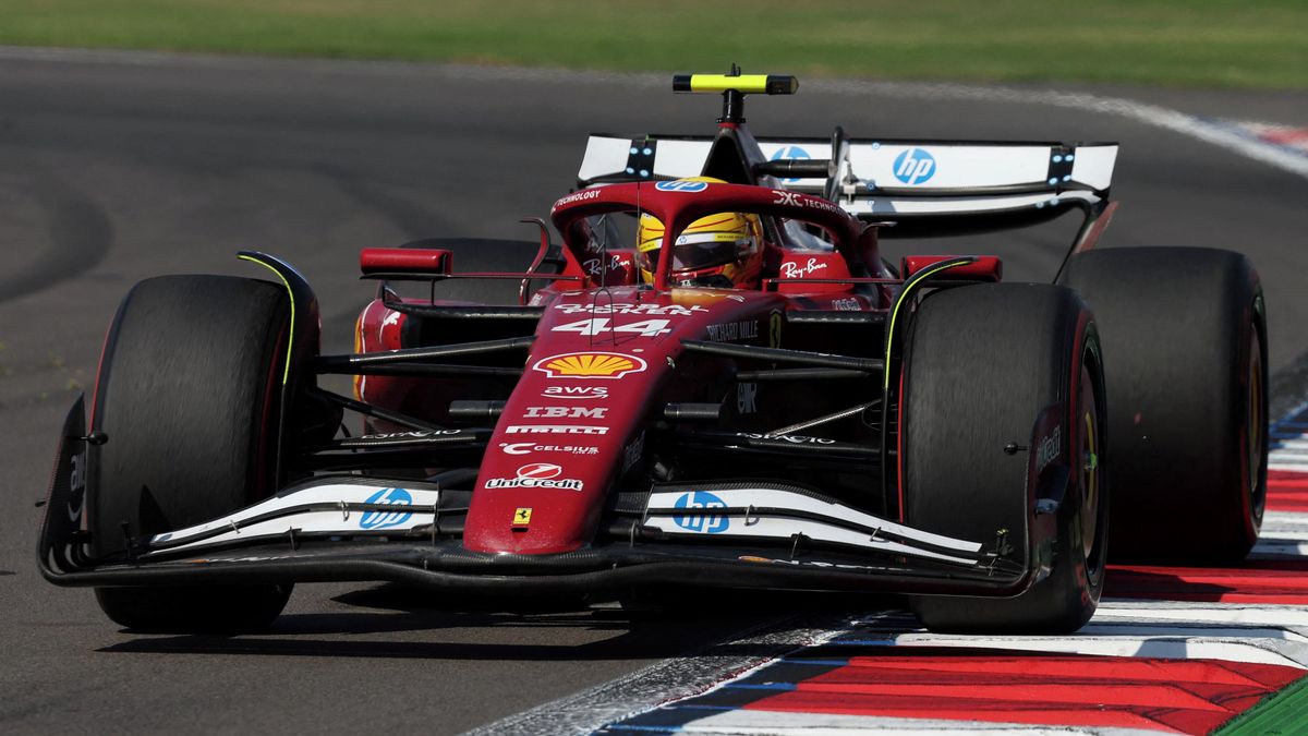 Spousta výletů mimo trať, ale jediný trest. Hamilton kvůli němu přišel o boj o pódium