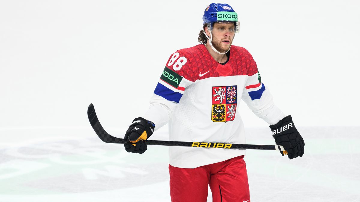 Budou mít Pastrňák a spol. kde hrát? Italové to musí stihnout, hry neodloží, říká šéf české mise