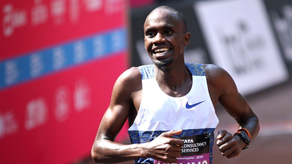 Chicagský maraton ovládl sedmým nejrychlejším časem historie Kiplimo