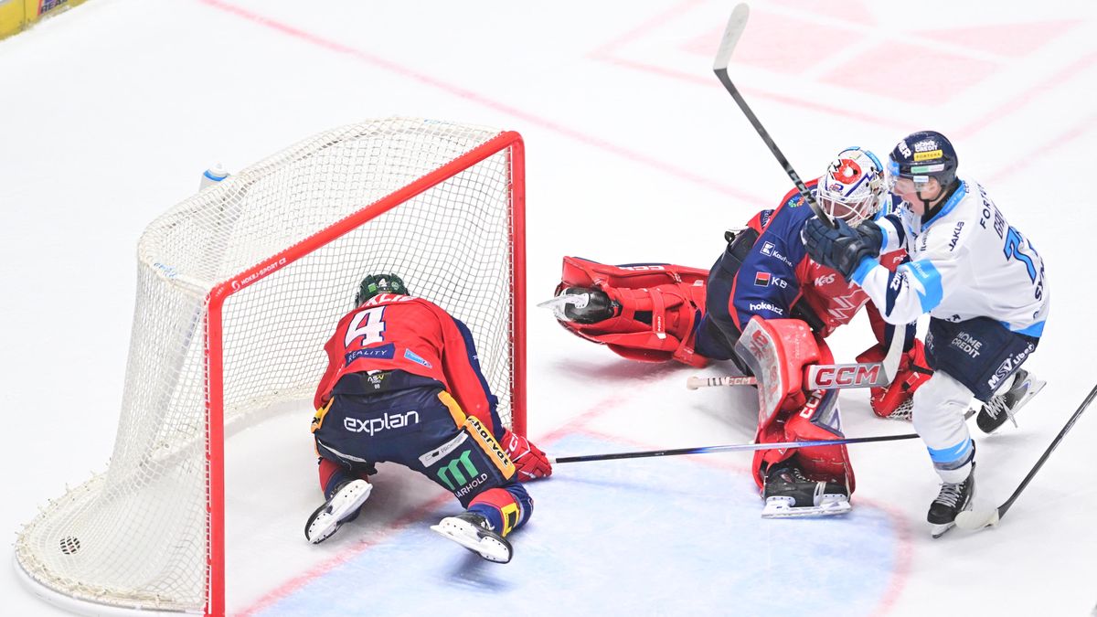 Tvrdá kritika do vlastních řad: Ostuda! Neakceptovatelné pro značku Dynamo, zní z Pardubic