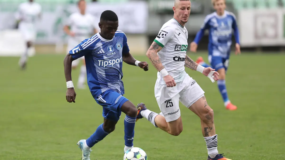 Janotka’s Outburst: On-Field Decisions & VAR Controversy