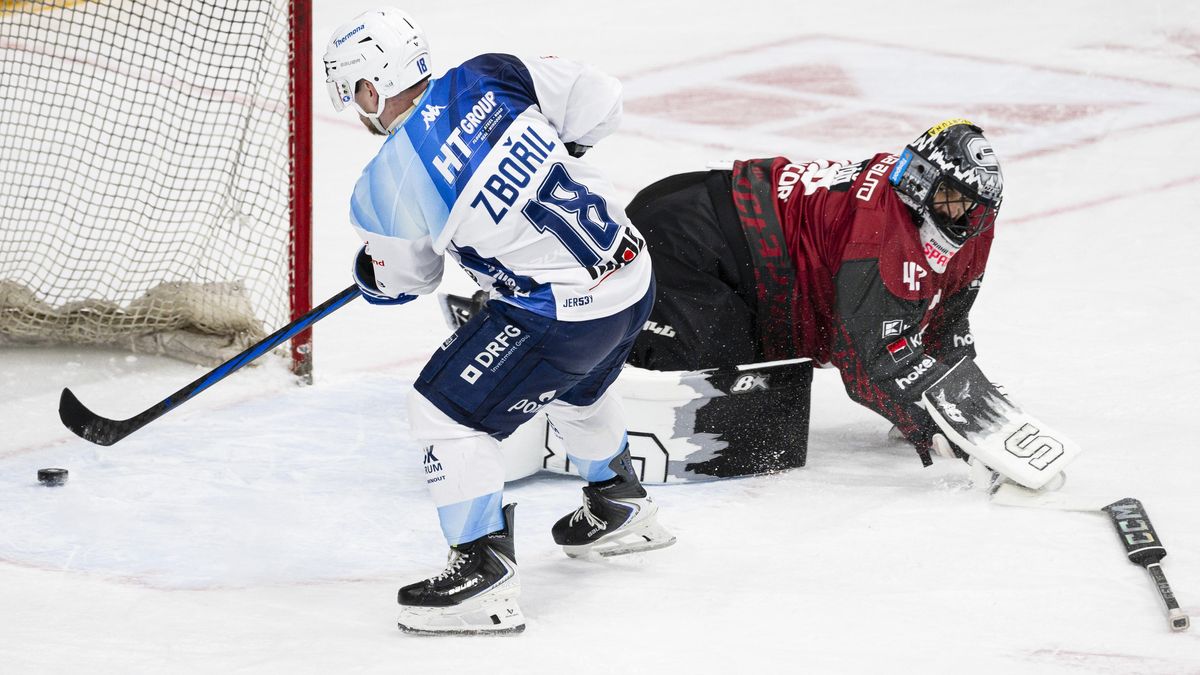 HOKEJ ONLINE: Kometa využila proti Spartě trestné střílení. Kladno s Jágrem znovu inkasuje, Pardubice podruhé udeřily