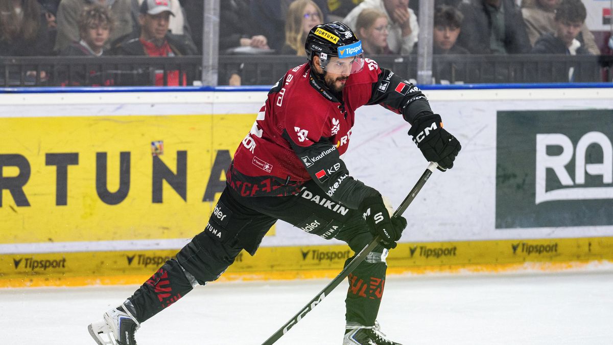 ZAOSTŘENO NA PLAY OFF: Spartu připravil o naději. Absolutně amatérské, tvrdě pálí Antoš do Hyky