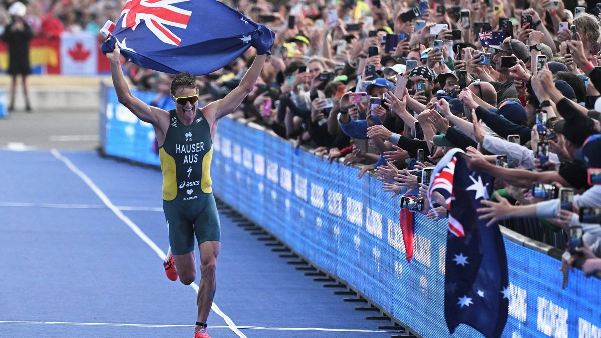 Mistry světa v triatlonu jsou poprvé Australan Hauser a Němka Tertschová