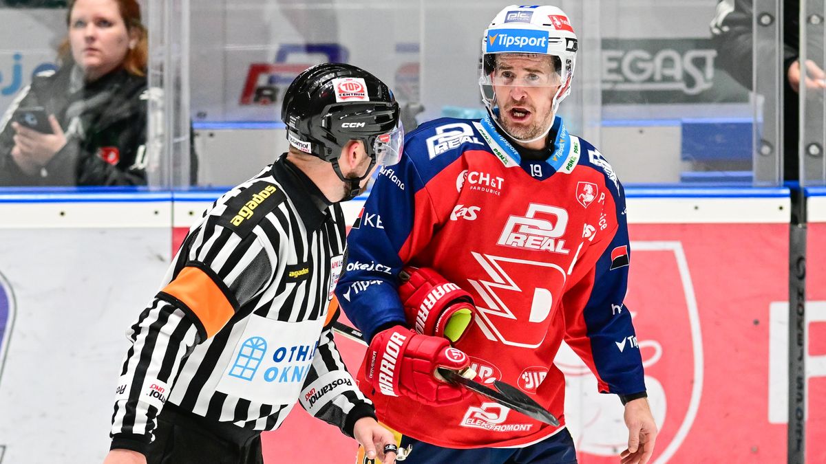 ONLINE: Videomomenty z utkání Hradec Králové - Pardubice