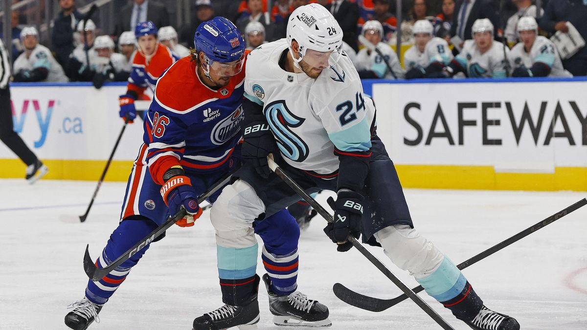 Zvrat pro českého útočníka. Tomášek přece jen dostane šanci v Oilers