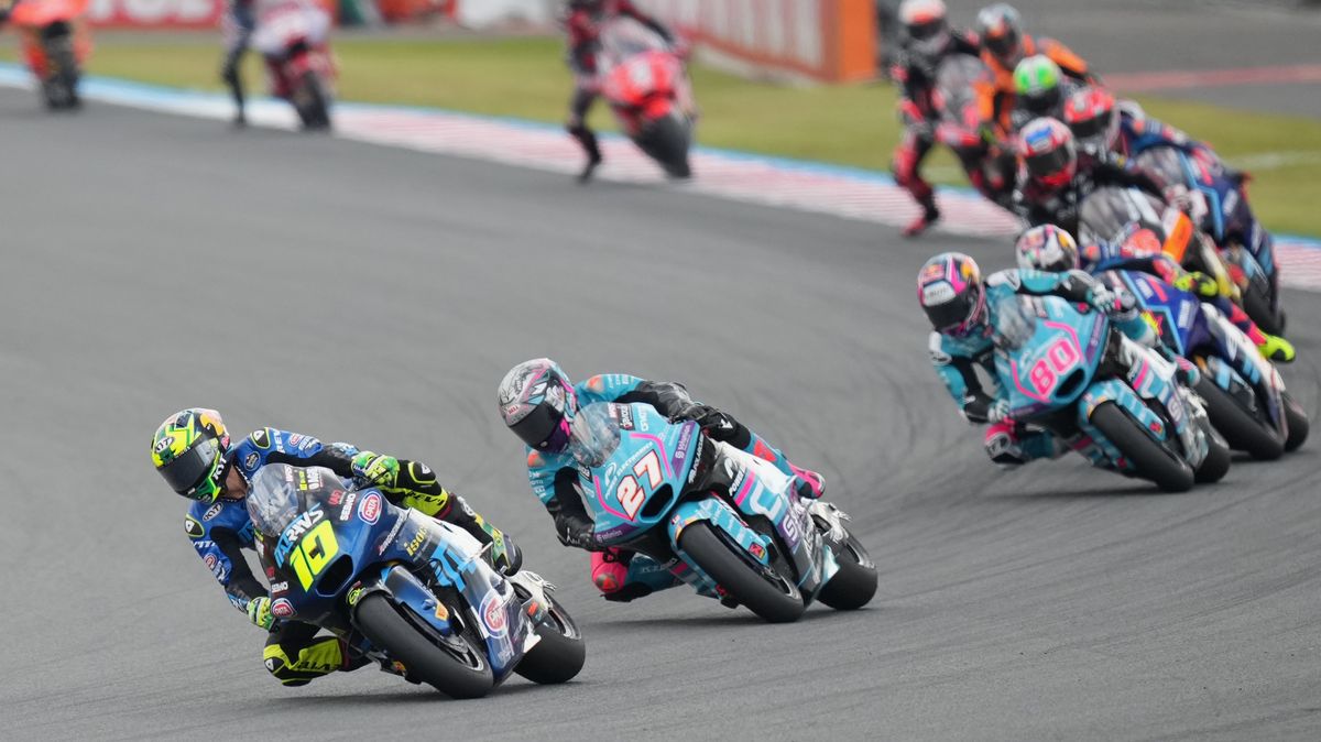 Salač v Indonésii nedojel, v Moto3 už je korunován mistr světa