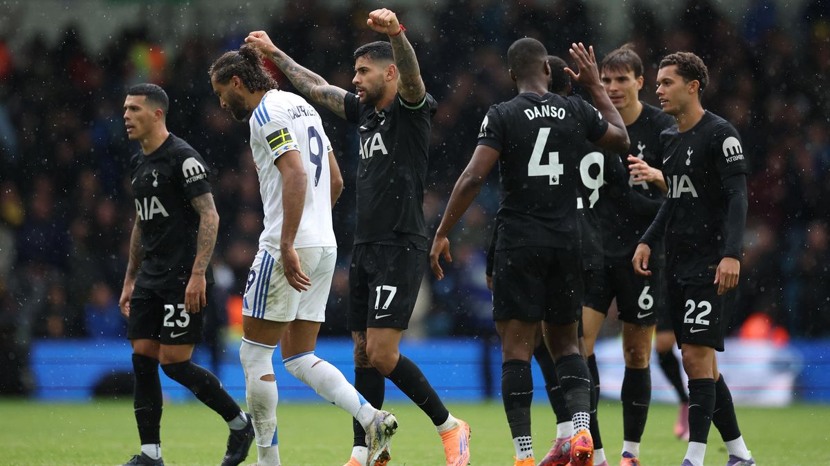 Leeds doma po 23 zápasech prohrál