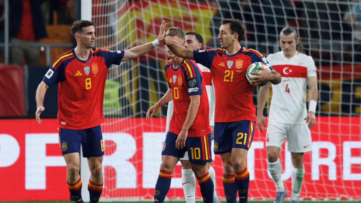Španělsko, Belgie, Švýcarsko, Rakousko a Skotsko postoupily na fotbalové MS