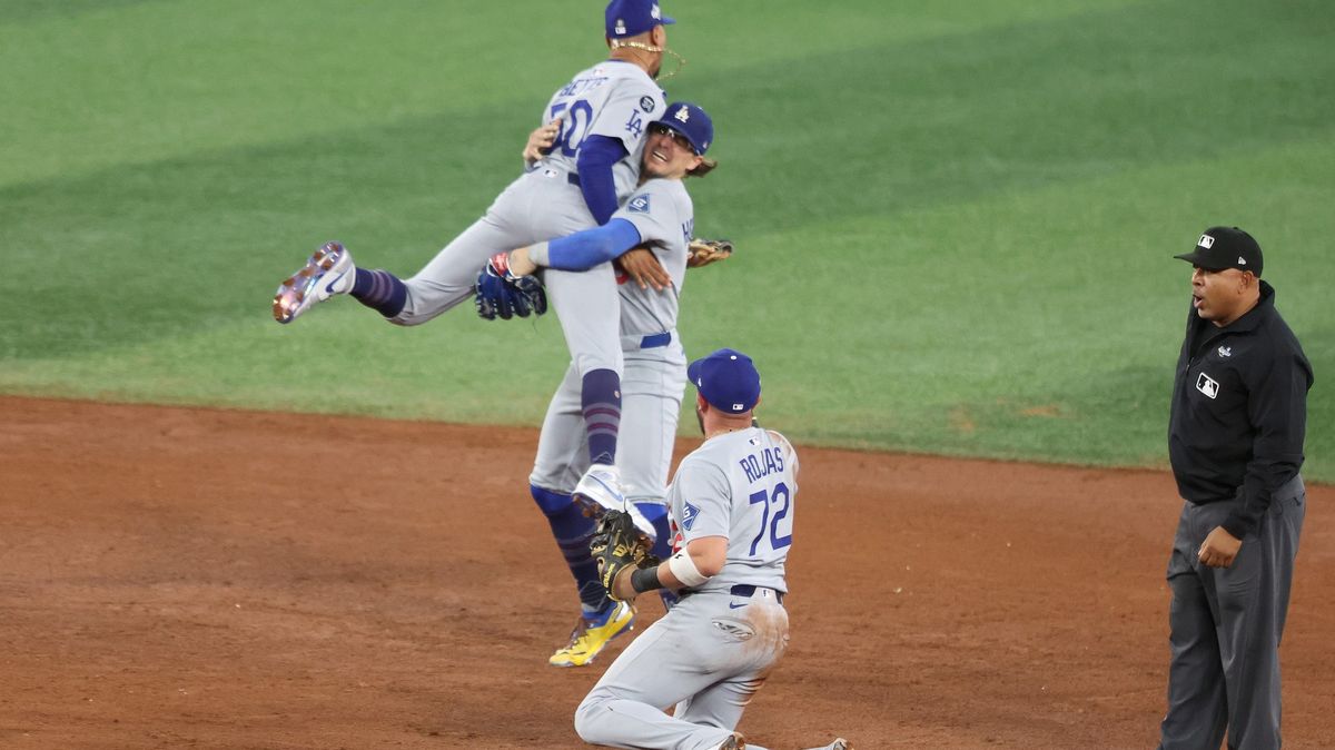 Baseballisté Dodgers porazili Toronto a ve Světové sérii si vynutili sedmý zápas