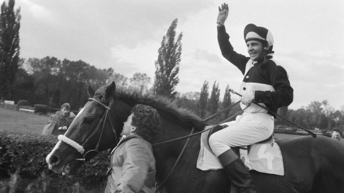 Zemřel Pavel Liebich, se Sagarem vyhrál třikrát po sobě Velkou pardubickou