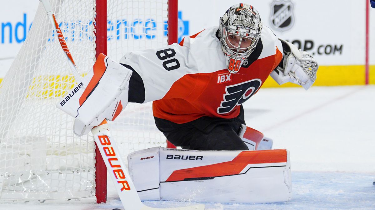 Český gólman láme letité prokletí Flyers. Olympiáda? To by byl splněný sen, říká Vladař