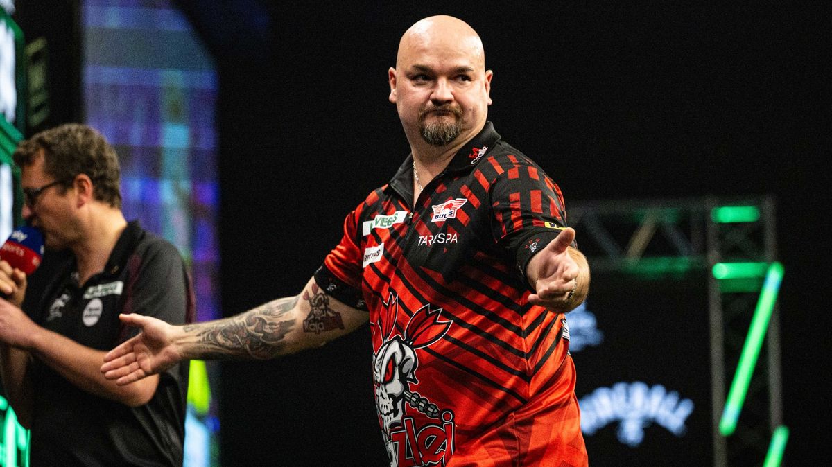 Sedláček podlehl Scuttovi a na šipkařském Grand Slamu skončil ve skupině