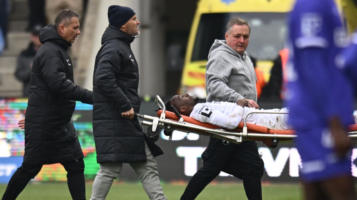 Horor v Liberci. Opora dostala kolenem do hlavy a bezvládně ležela na trávníku