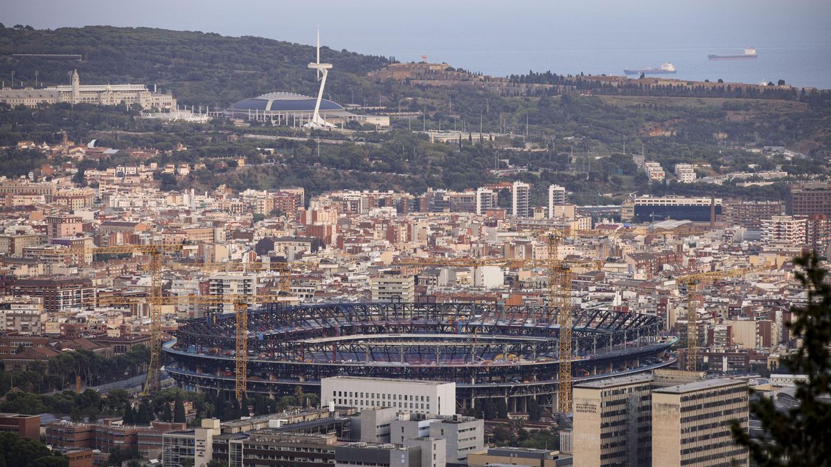 Na první trénink Barcelony na rekonstruovaném Camp Nou dorazí přes 20 tisíc fanoušků