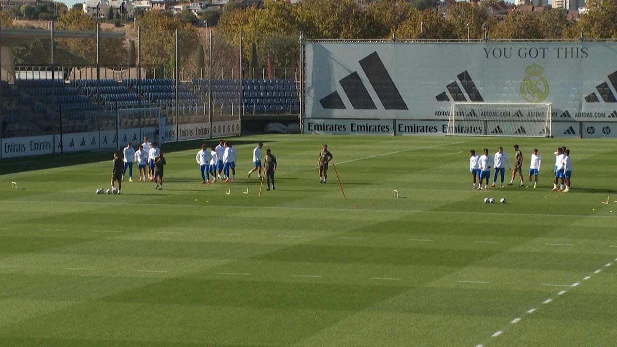 Alexander-Arnold se vrátil do Liverpoolu. Uctil památku tragicky zesnulého spoluhráče 