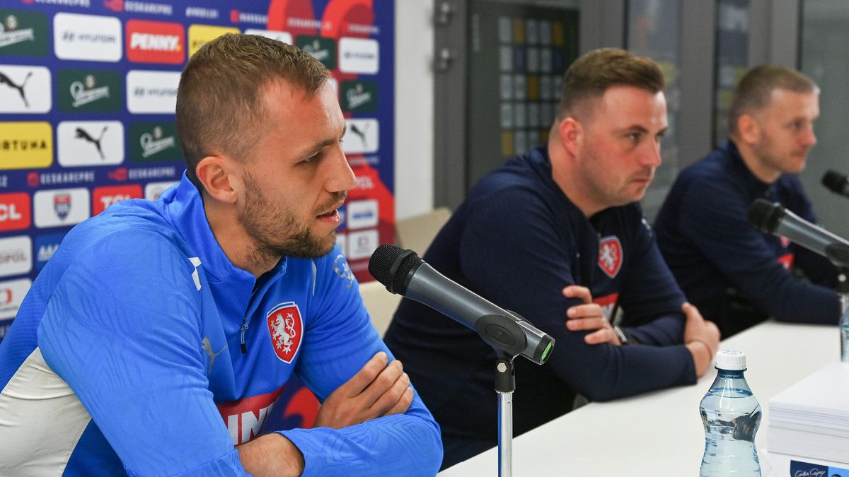Když bude potřeba, zaskočím i za gólmana, řekl kapitán fotbalové reprezentace Tomáš Souček