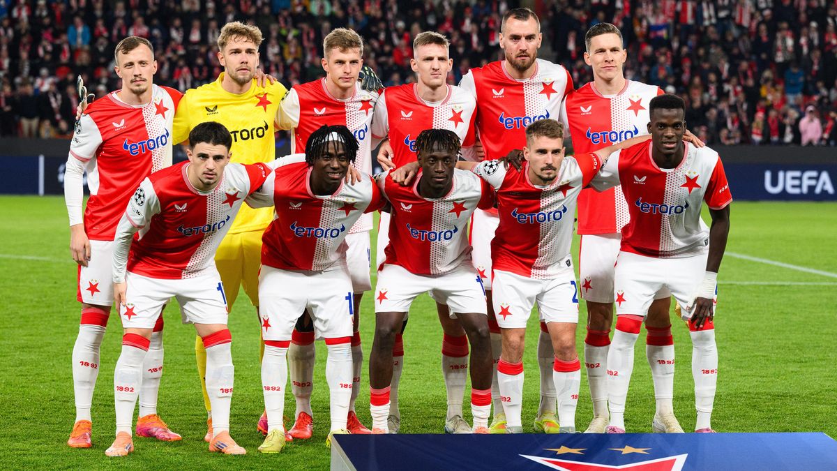 FOTBAL ONLINE: Slavia bojuje v Lize mistrů, Staněk vytasil skvělý zákrok