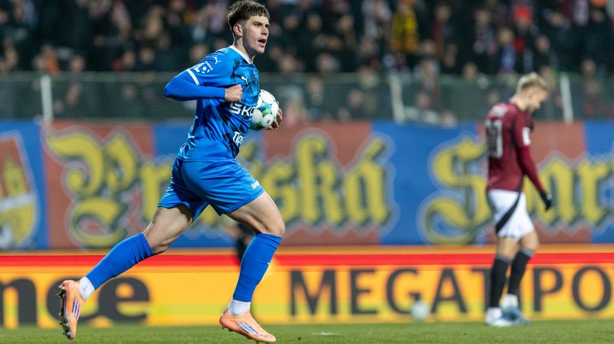 Hráčem prosince ve fotbalové lize je Vojta, trenérům vládl Trousil