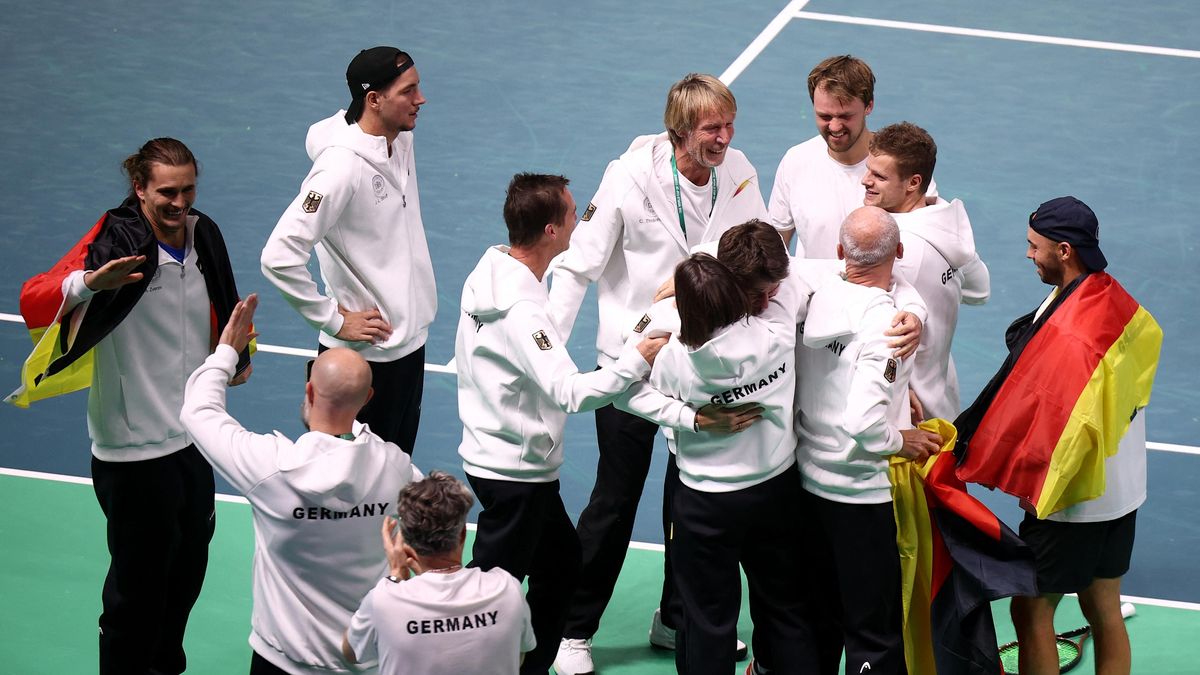 Davis Cup naservíroval fanouškům fantastickou noční bitvu. Je těžké popsat slovy, co se stalo, zářil kapitán Německa