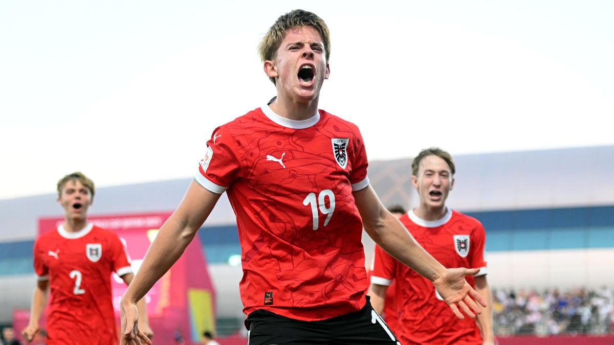 Finále fotbalového MS sedmnáctek si zahrají Rakousko a Portugalsko