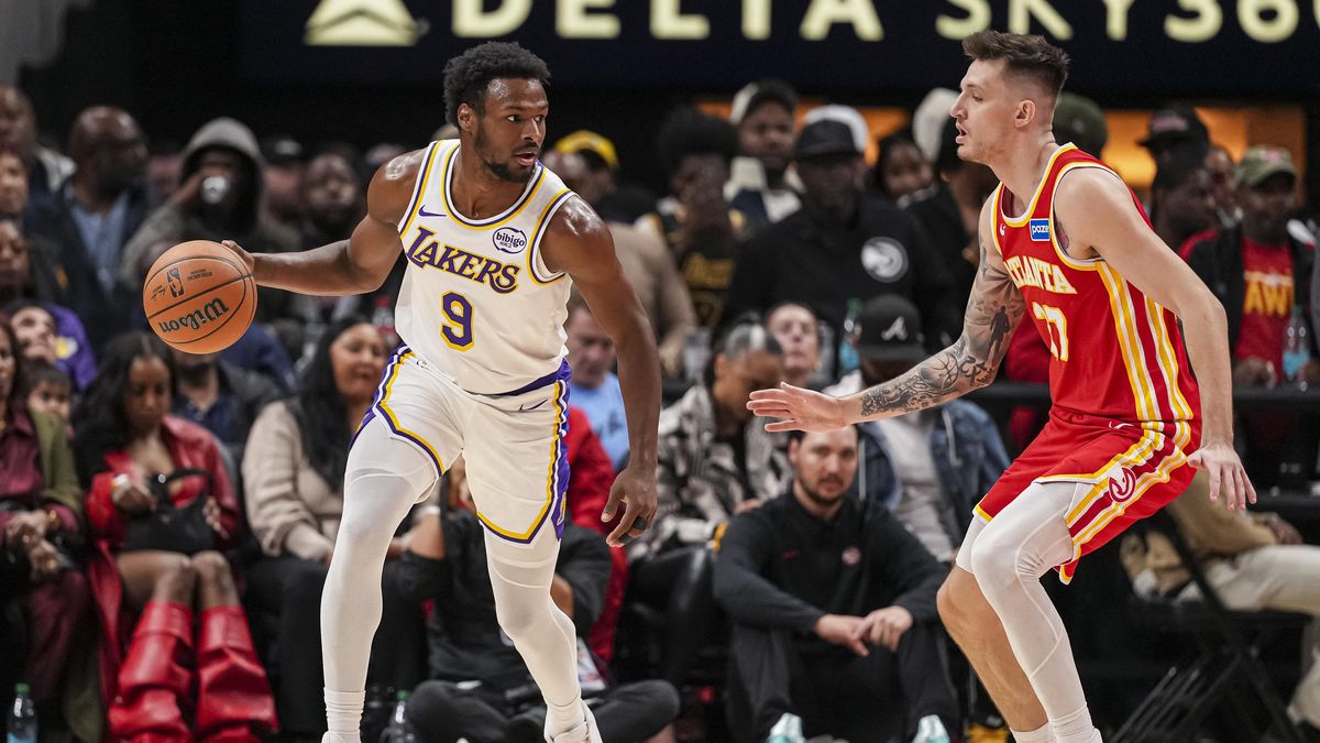 Krejčí v NBA pomohl Atlantě 17 body porazit Lakers