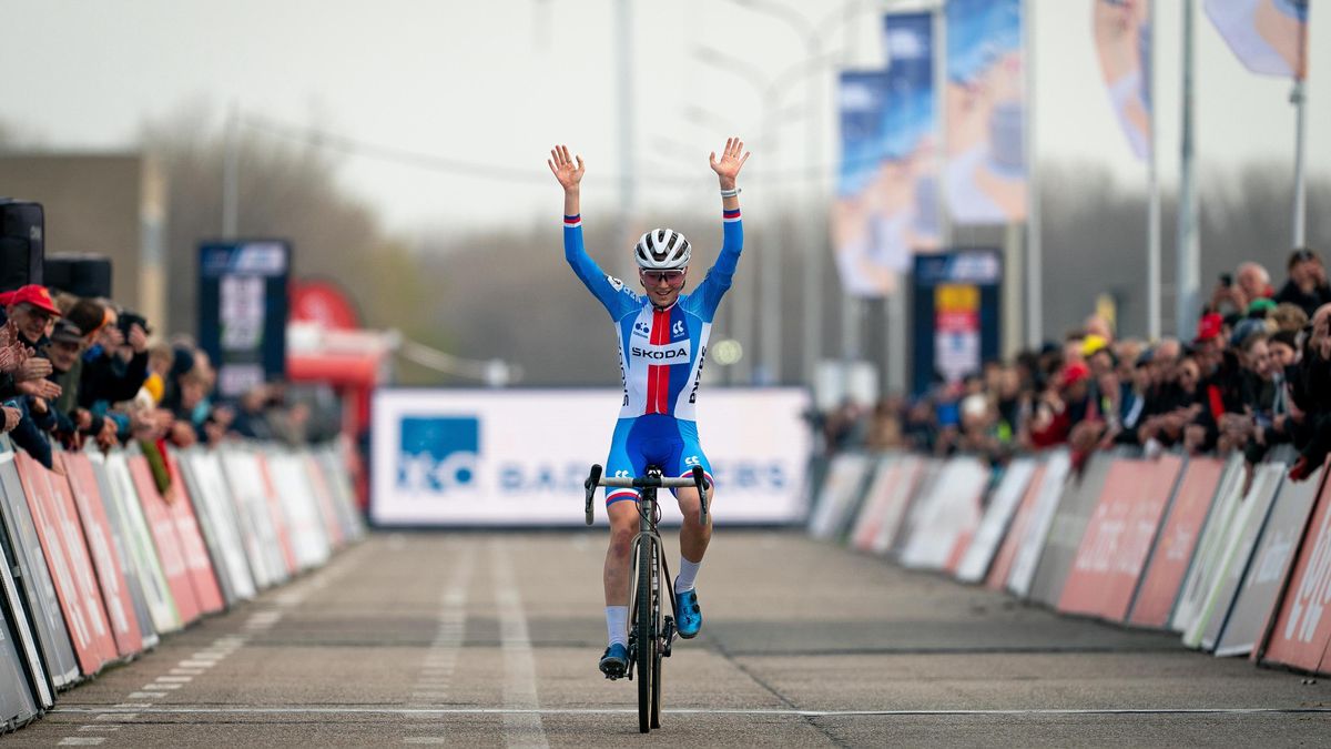 Skvělý úspěch! Cyklokrosařka Bukovská si vyjela titul mistryně Evropy