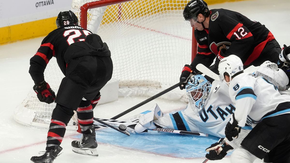 Brankář Vaněček si v NHL připsal asistenci, Dostál drží Anaheim