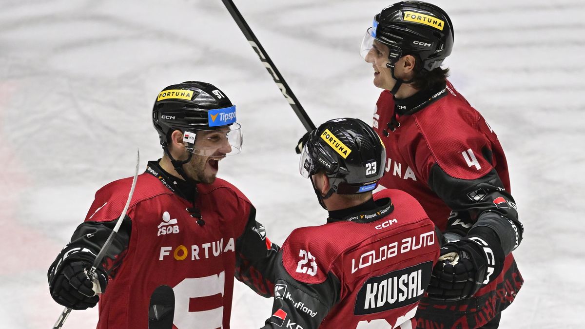 Stupidní, hloupé, selhání… Beka Sparty tvrdě zkritizovali oba trenéři. Málem devalvoval Kousalův hattrick