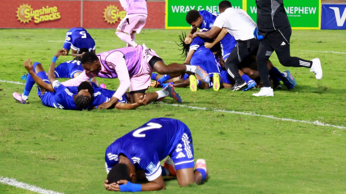 Z obav do laviny radosti. Tohle se dělo ve studiu po odvolání penalty proti Curacau