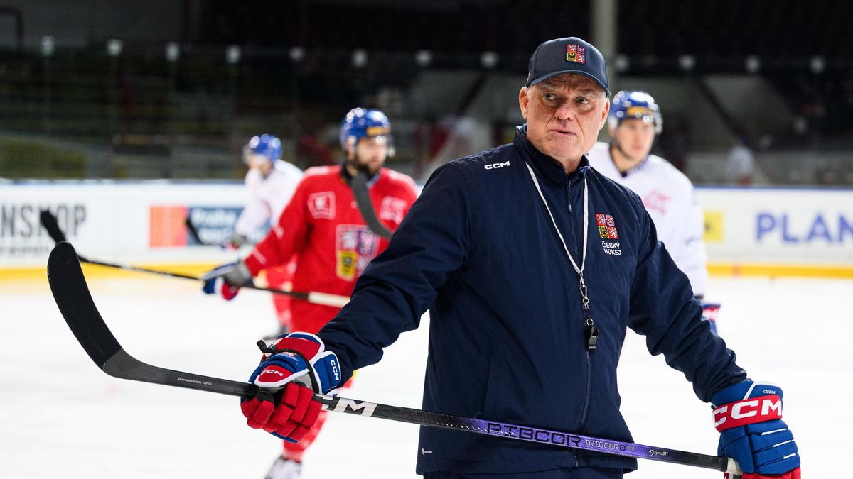 ŽIVĚ: Poslední test před olympiádou. Rulík oznamuje nominaci na Švýcarské hokejové hry