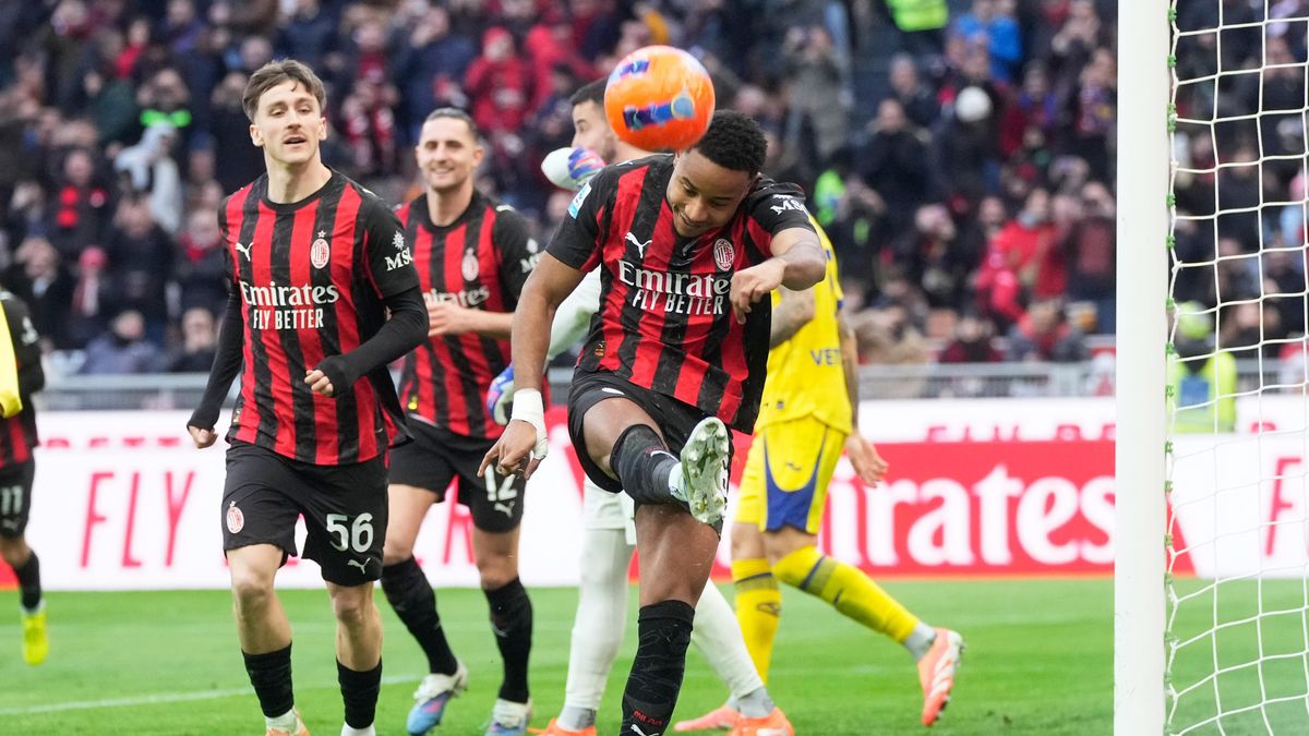 AC Milán porazil Veronu a minimálně do večera vede italskou ligu