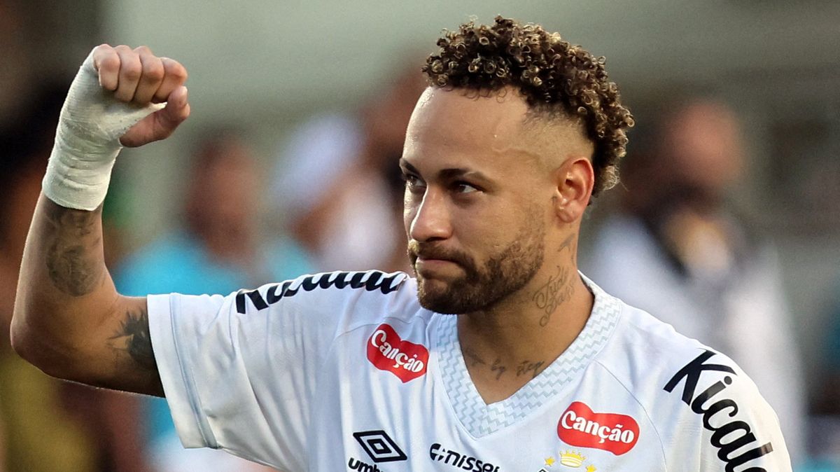 Neymara čeká další operace kolena