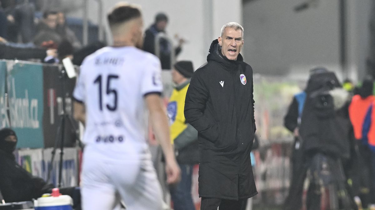 Je to velká rána pro naše ambice, nebyli jsme dobře mentálně nastavení, soptil Hyský