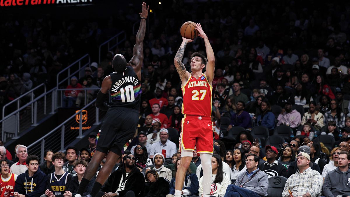 クレイチは5本の3ポイントシュートを成功させたが、NBAのアトランタとのデンバー戦には1点差で敗れた