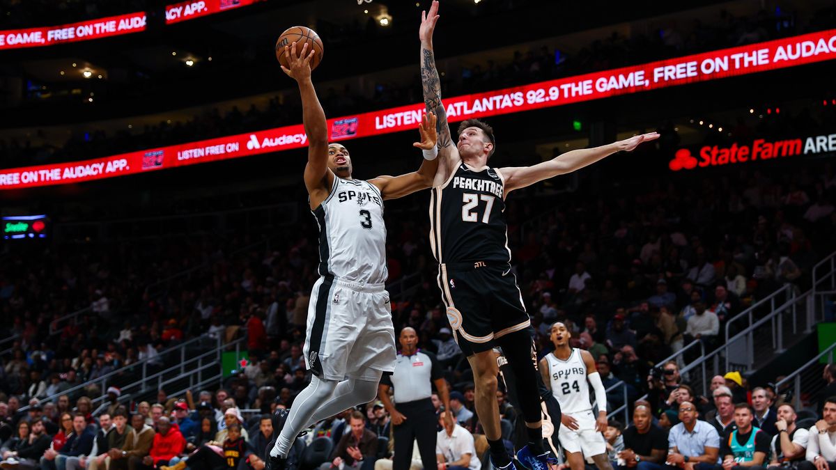 Atlanta s Krejčím v NBA nestačila na San Antonio