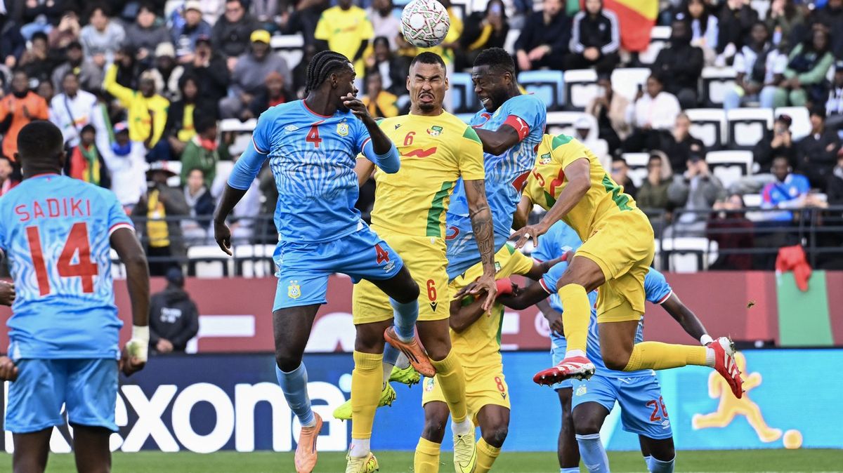 Skandál na africkém šampionátu. Outsider se domáhal penalty, jenže nefungoval VAR