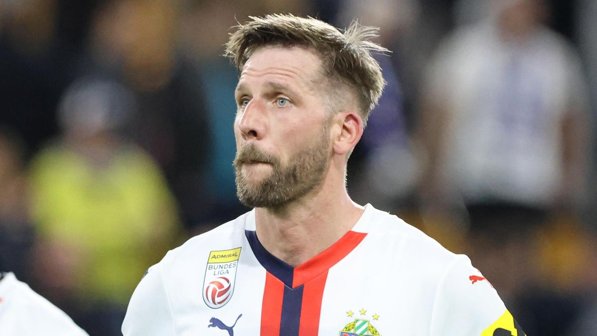 Napadený rakouský fotbalista Burgstaller dostane od útočníka milionové odškodné