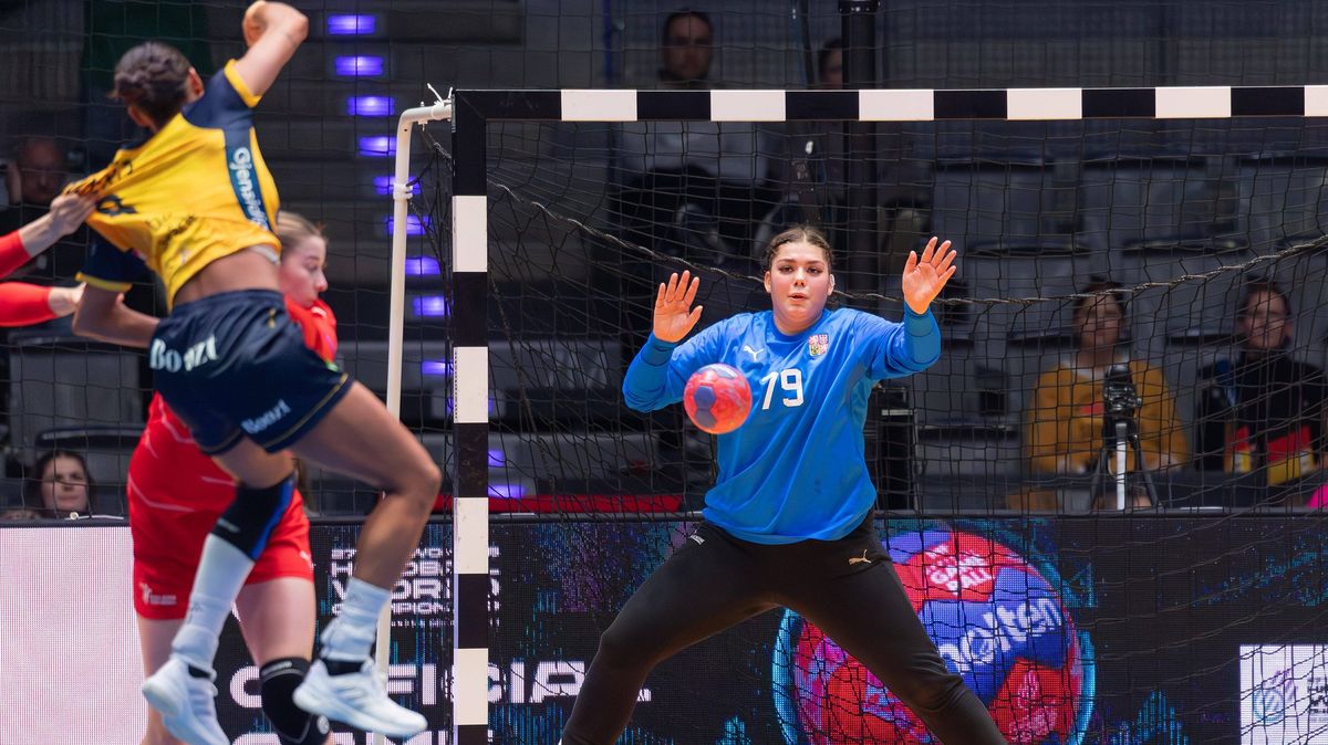 Komplikace pro české házenkářky. Opora v brance opouští šampionát předčasně