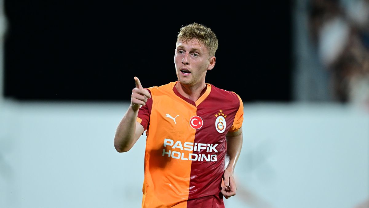 Soud v turecké sázkařské aféře poslal 11 fotbalistů do vazby