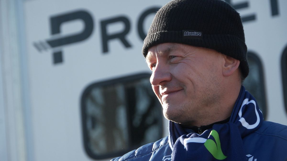 Pabiška vyfasoval nálepku nejrychlejšího důchodce planety a vysvětluje, proč se na Dakar už nevykašlal