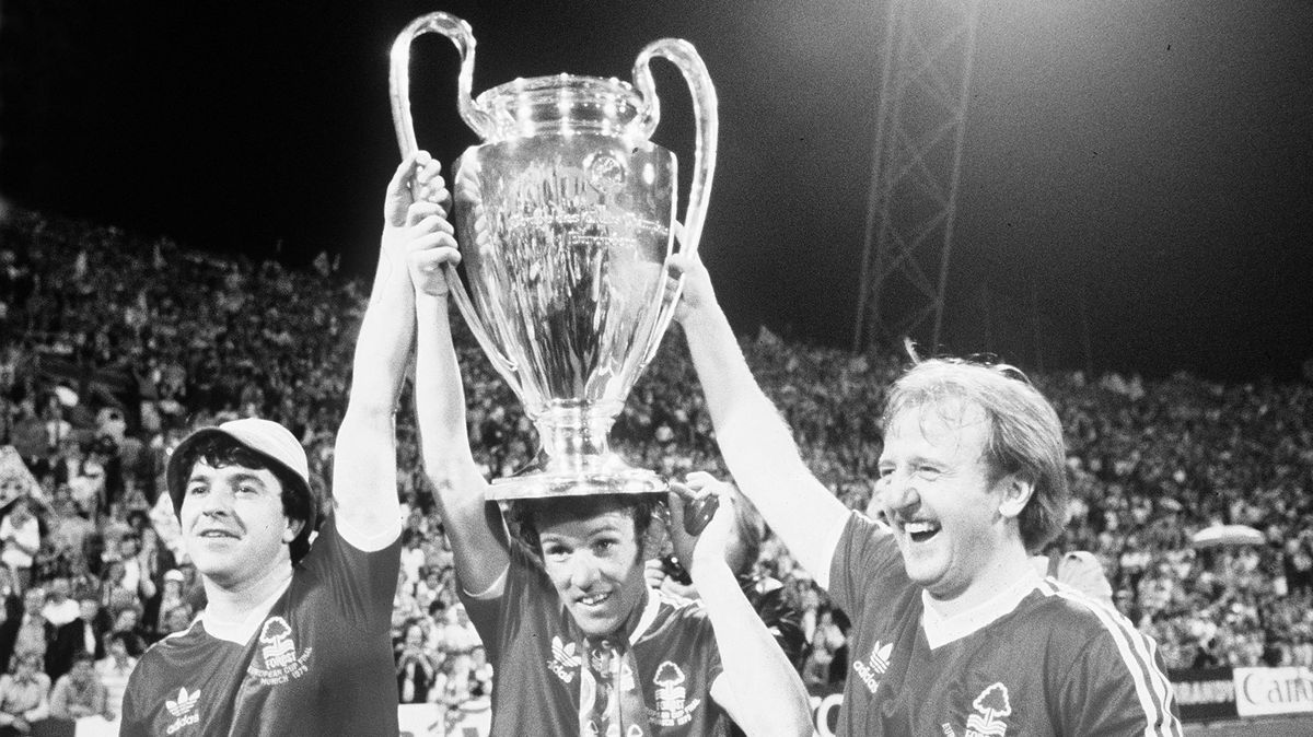 Fotbalový Nottingham truchlí. Zemřela klubová legenda Roberston