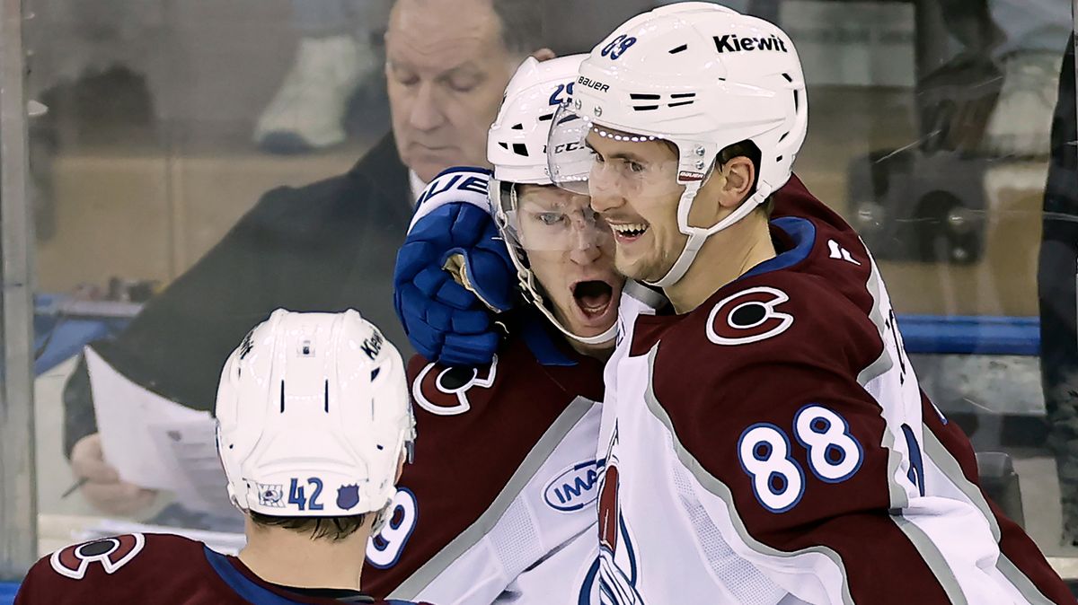 Nečas řádil. Na výhře Colorada se podílel třemi asistencemi