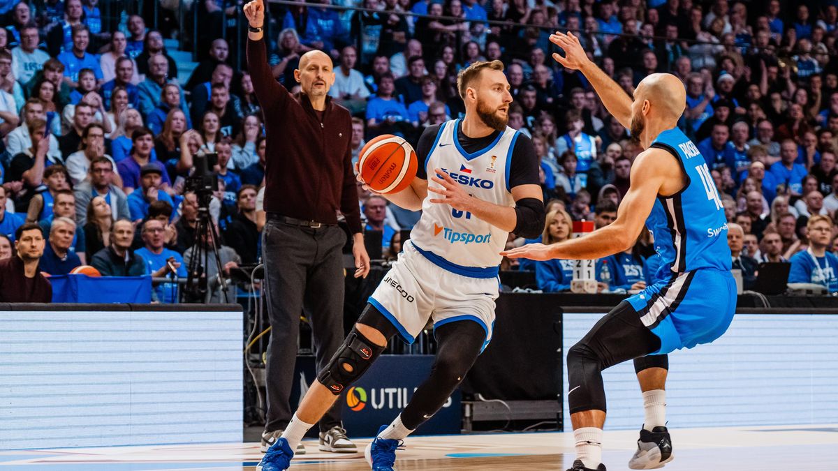 Snový start kvalifikace! Češi zvládli infarktový závěr v Estonsku a mají další výhru