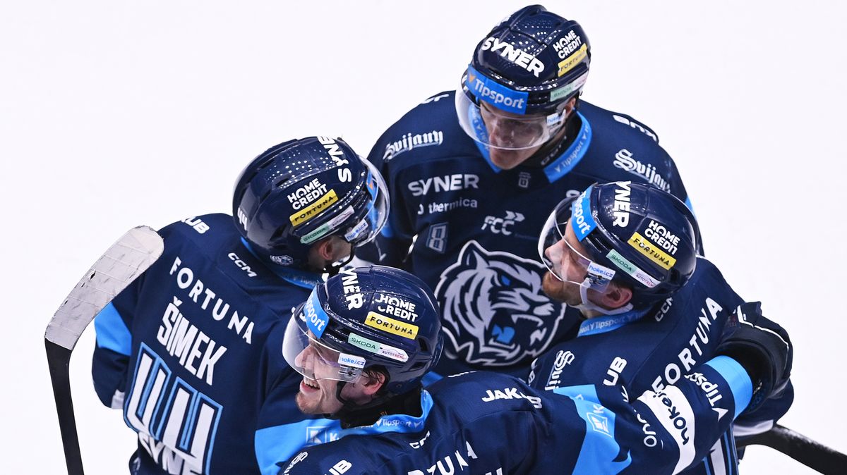 Adam Musil se proti bratrovi blýskl dvěma góly. Držel nás gólman, přiznal