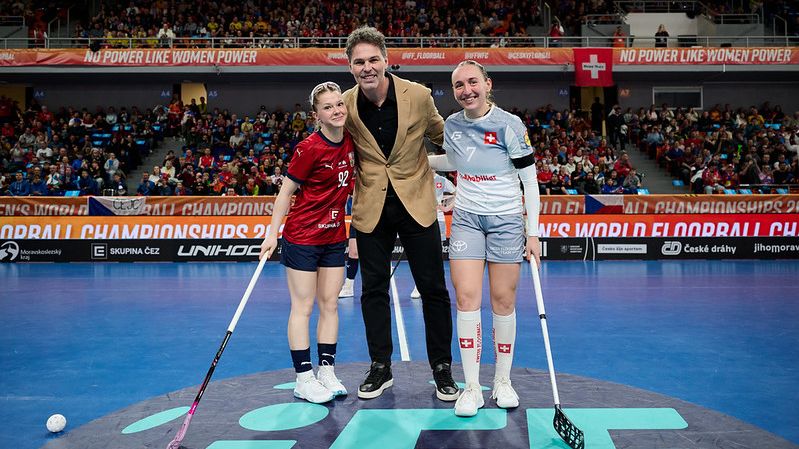 Jágra překvapil florbal. Taková atmosféra nebývá ani na hokeji, smekal