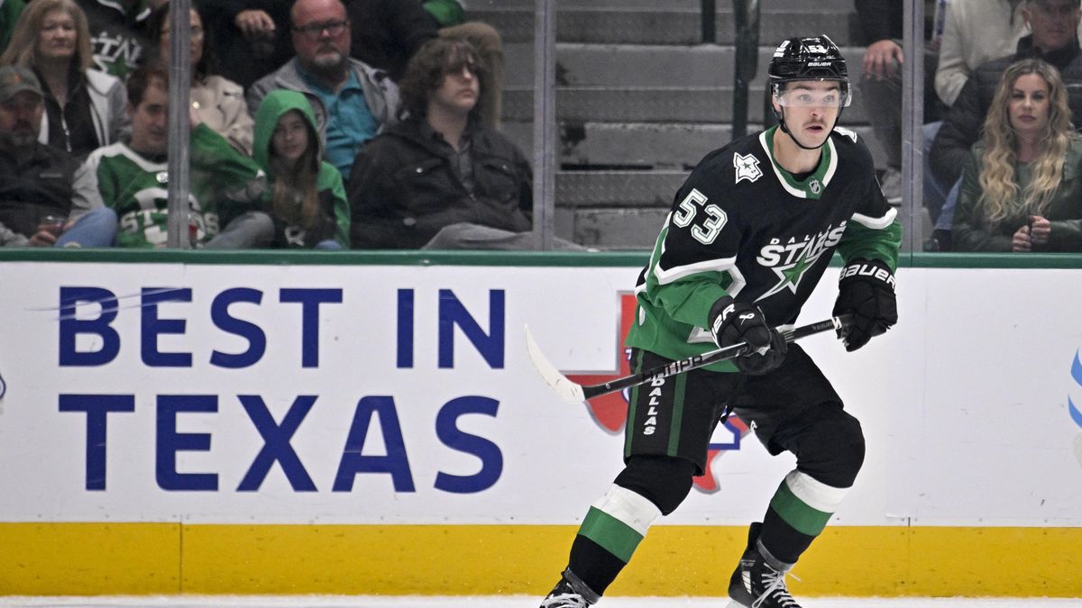 Hráčem týdne NHL byl vyhlášen Johnston z Dallasu, dvakrát nasbíral čtyři body