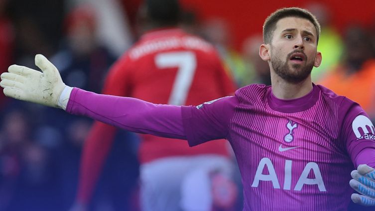 MADE IN ENGLAND: Konkurent Kinského chybuje a potřebuje pocítit tlak