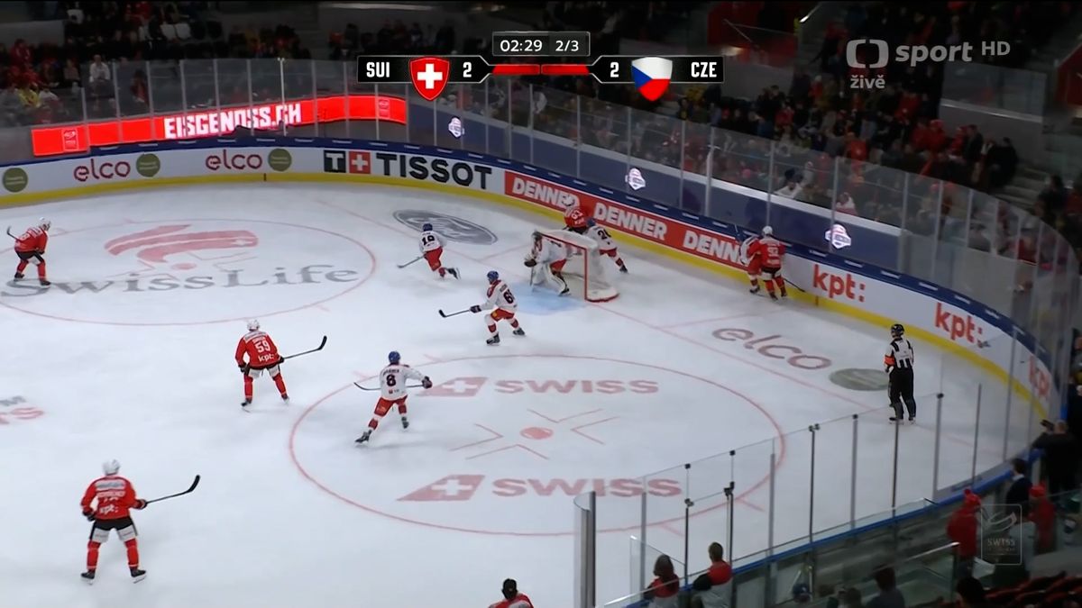 Chlapík zase zničil Švýcary a děkoval za hodinky, které chtěl kupovat. Voženílka láká do Sparty